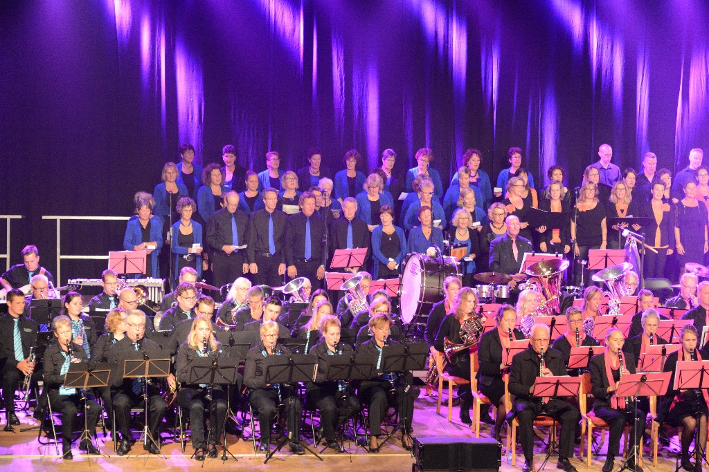 ../Images/Jubileumconcert 100 jaar Harpe Davids 034.jpg